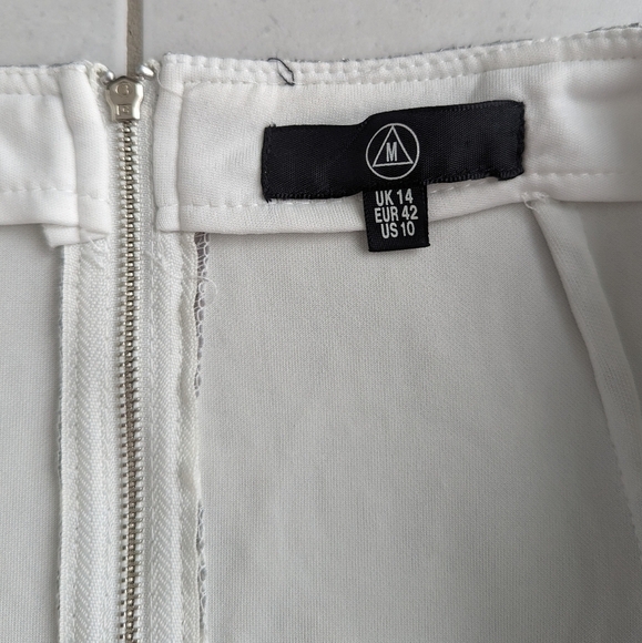 Misguided silver gray lace skirt lined size 10 - Picture 3 of 10